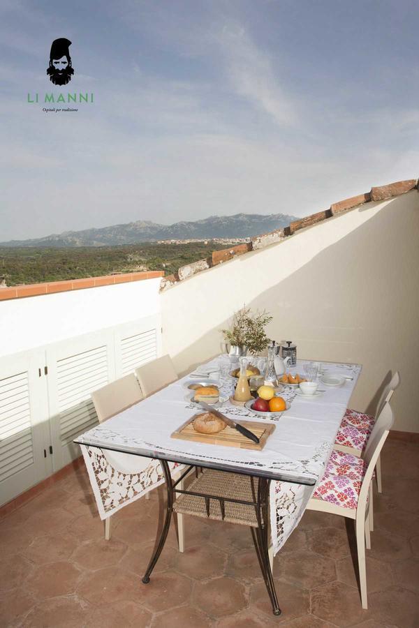 Locanda Li Manni Aggius Exterior photo